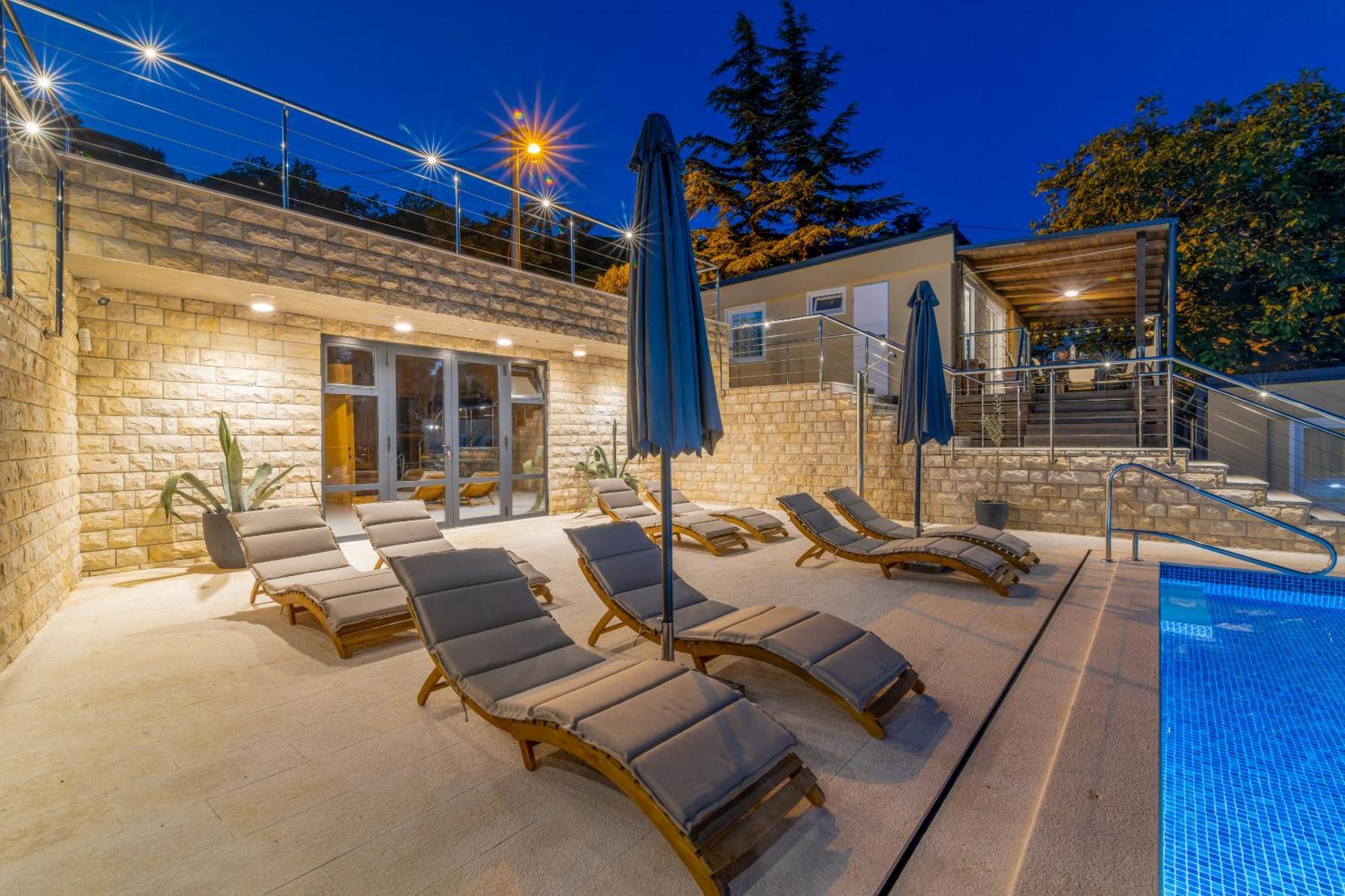 Boora Glamp Experience & Heated Infinity Pool Hotel Сен Екстериор снимка
